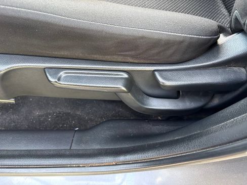 Used 2017 Honda HR-V LX image 15