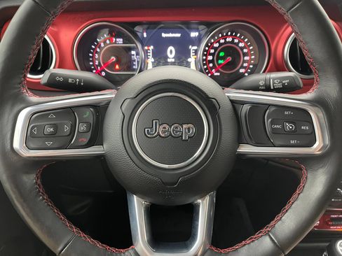 Used 2021 Jeep Gladiator Rubicon AWD/4WD image 19
