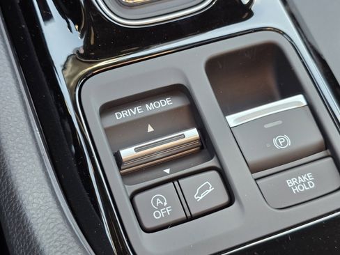 New 2025 Honda Pilot TrailSport image 9