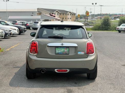 Used 2019 MINI Cooper 2-Door Hardtop FWD image 6