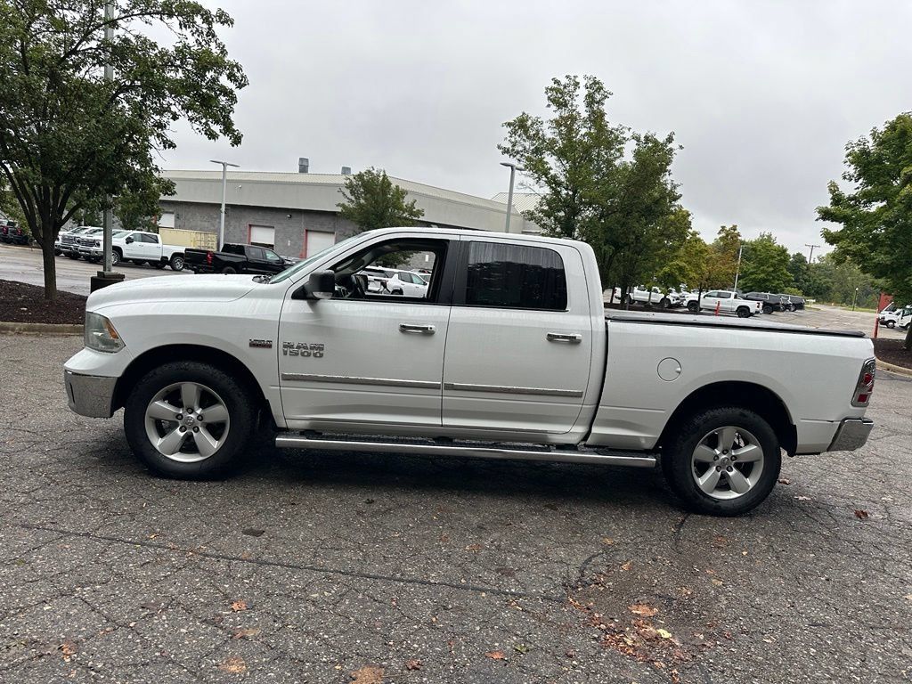 Used 2017 RAM 1500 Classic SLT w/ SLT Plus D←cor Group AWD/4WD image 2