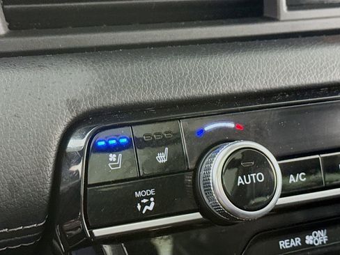 Used 2023 Honda Pilot Elite image 19