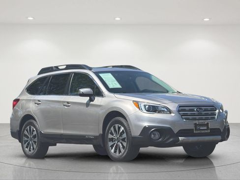 Used 2017 Subaru Outback 3.6R Limited AWD/4WD image 7