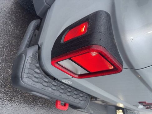 Used 2023 Jeep Gladiator Rubicon w/ Cold Weather Group image 11