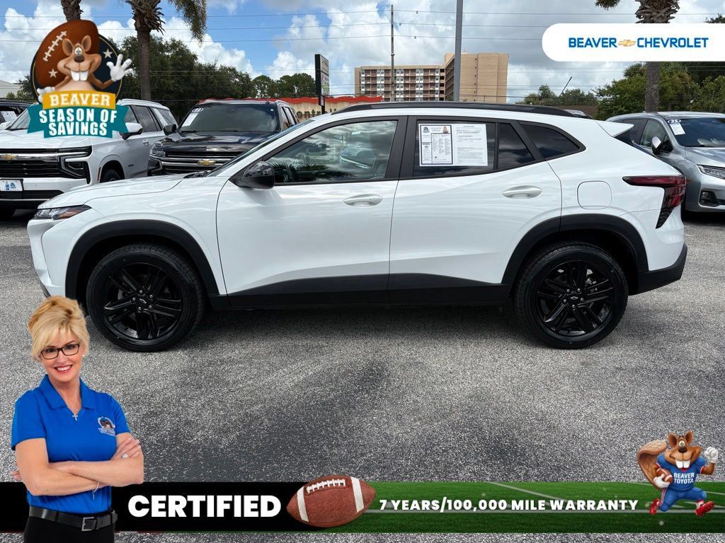 Used 2024 Chevrolet Trax ACTIV w/ Sunroof Package FWD image 4