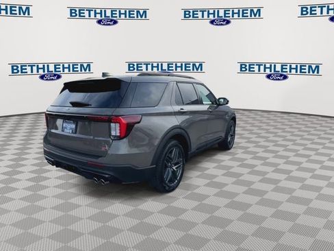 New 2026 Ford Explorer ST w/ Sun And Sound Package image 8