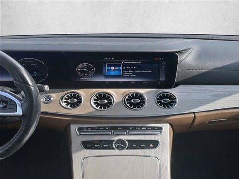 Used 2018 Mercedes-Benz E 400 Coupe image 21