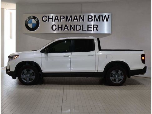 Used 2024 Honda Ridgeline TrailSport image 3