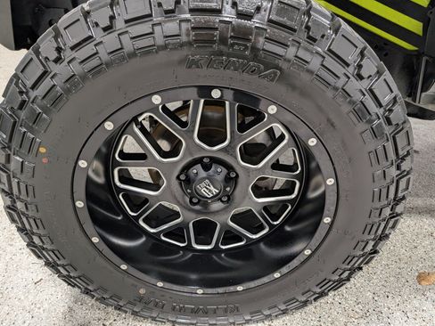 Used 2022 Jeep Wrangler Unlimited Sahara w/ LED Lighting Group image 11