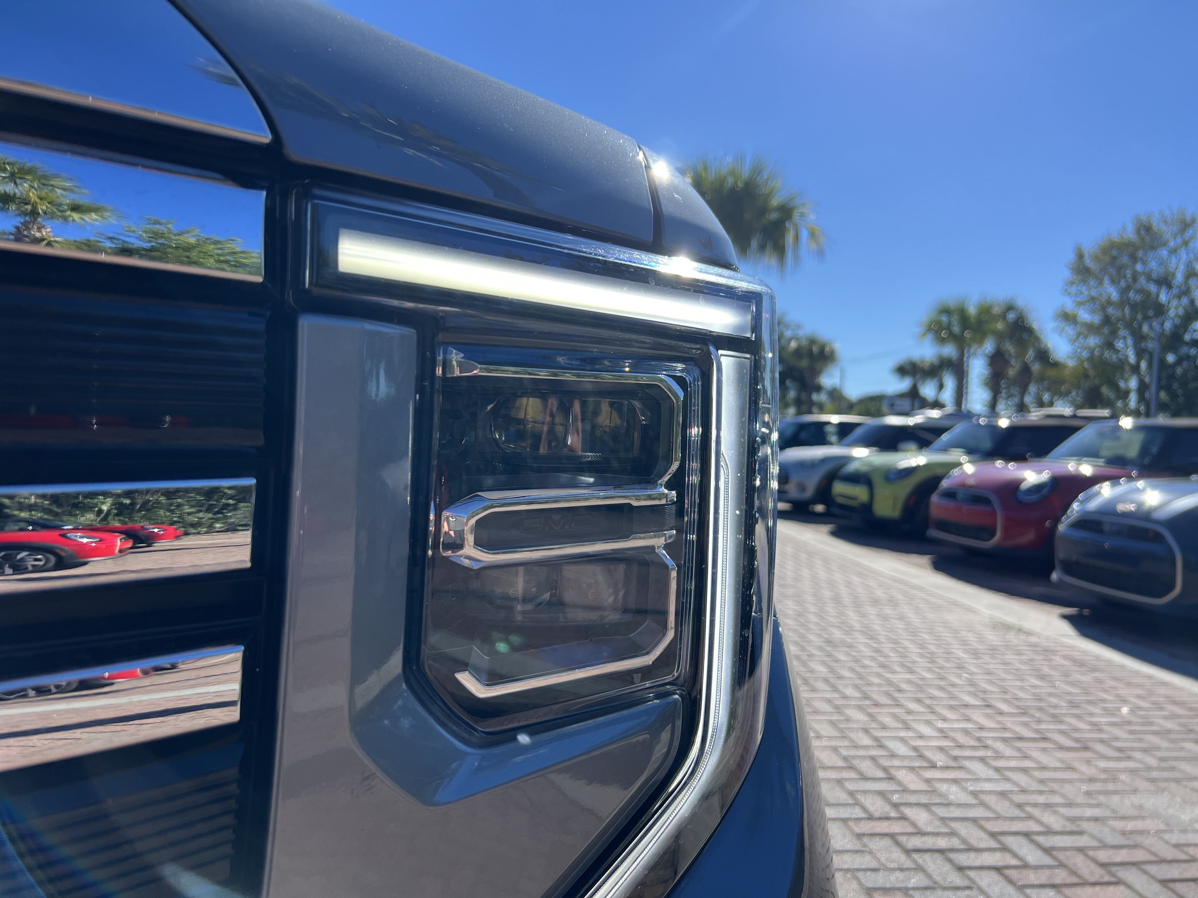 Used 2024 GMC Sierra 1500 SLT w/ SLT Premium Plus Package AWD/4WD image 6