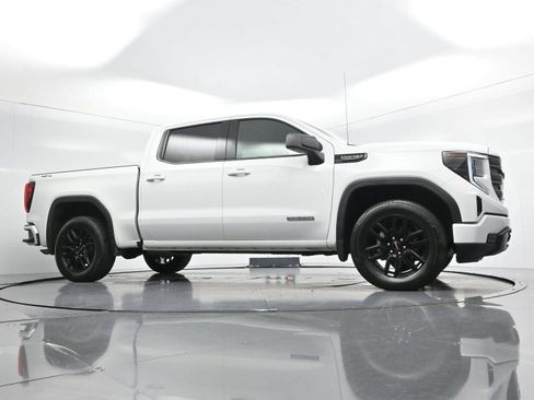 Used 2024 GMC Sierra 1500 Elevation w/ Preferred Package AWD/4WD image 41