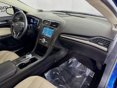 Used 2017 Ford Fusion Energi Titanium image 28