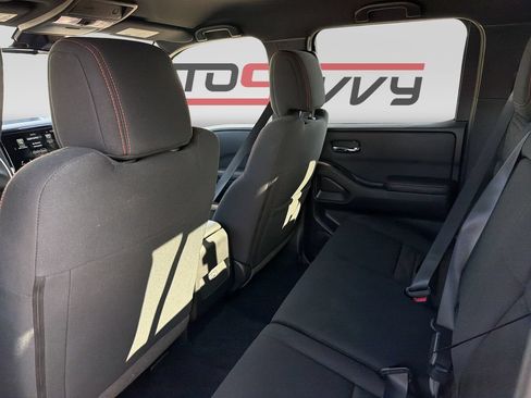 Used 2024 Nissan Frontier PRO-4X w/ Technology Package AWD/4WD image 16