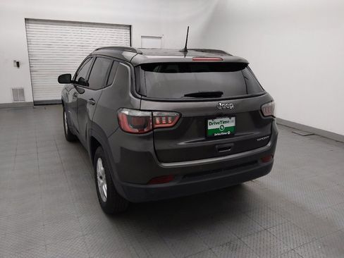 Used 2018 Jeep Compass Sport w/ Tech Group FWD image 6
