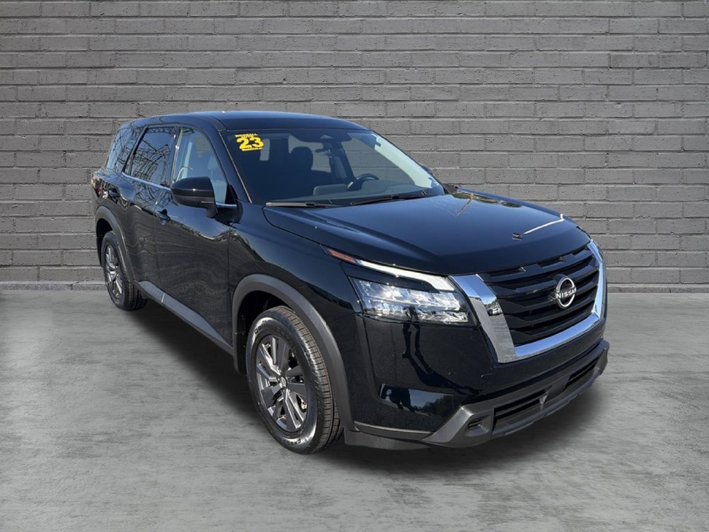 Certified 2023 Nissan Pathfinder S AWD/4WD image 1