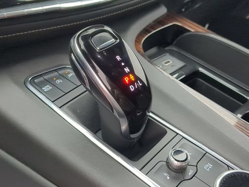 Certified 2023 Cadillac Escalade Premium Luxury w/ LPO, Floor Liner Package AWD/4WD image 15