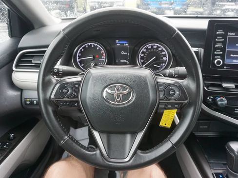 Certified 2024 Toyota Camry SE FWD image 3