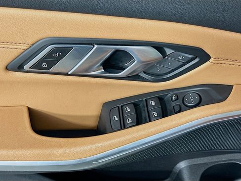 Used 2021 BMW 330i Sedan w/ Convenience Package image 18