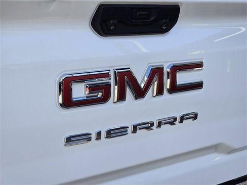 Used 2024 GMC Sierra 2500 Pro image 9