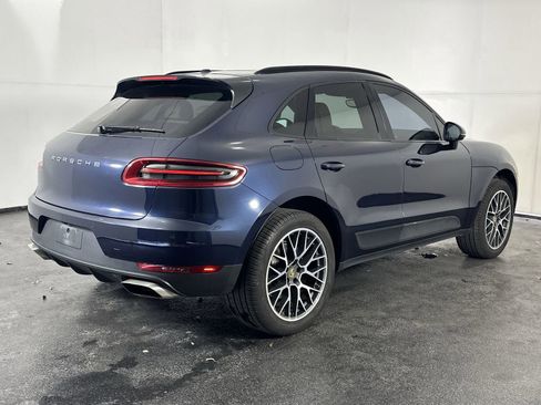 Used 2018 Porsche Macan image 8