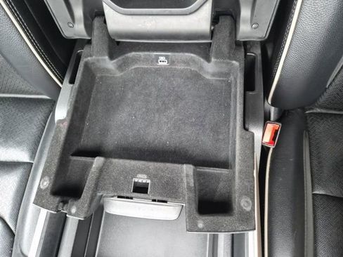 Used 2019 RAM 1500 Laramie AWD/4WD image 32