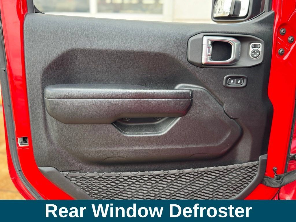 Used 2021 Jeep Gladiator Rubicon AWD/4WD image 17