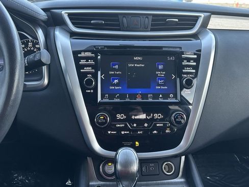 Used 2018 Nissan Murano SV image 31