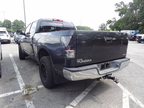 Used 2008 Toyota Tundra SR5 w/ TRD Off-Road Pkg AWD/4WD image 5