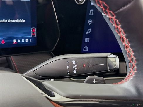 Used 2025 Chevrolet Equinox RS w/ Safety and Technology Package image 11