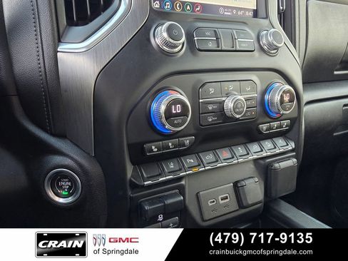 Used 2022 GMC Sierra 2500 Denali w/ Denali Ultimate Package AWD/4WD image 18