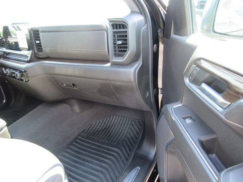 Certified 2022 Chevrolet Silverado 1500 LT AWD/4WD image 20