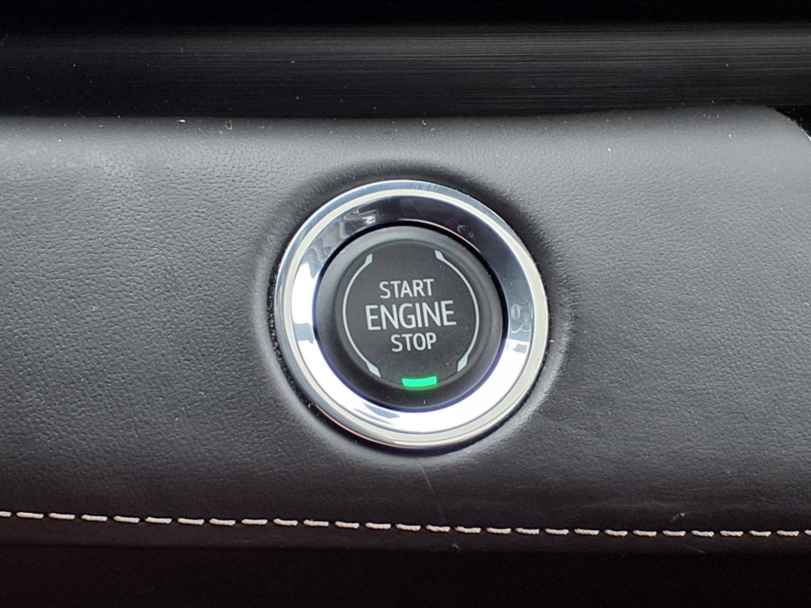 Certified 2023 Cadillac Escalade Sport Platinum w/ LPO, ONYX Package AWD/4WD image 28