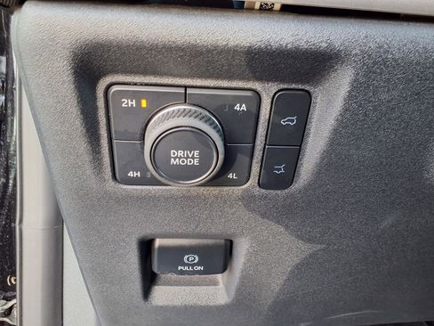 Certified 2025 Ford Expedition Max Active image 24