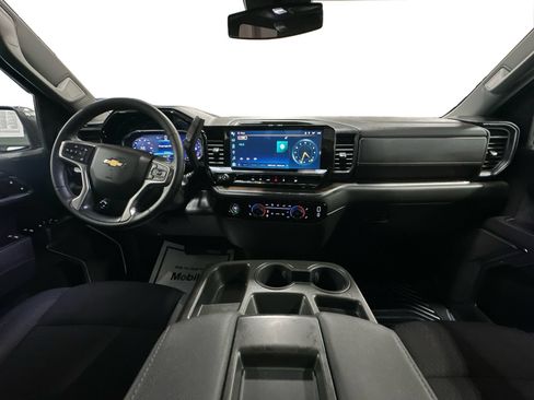 Used 2023 Chevrolet Silverado 1500 LT AWD/4WD image 13