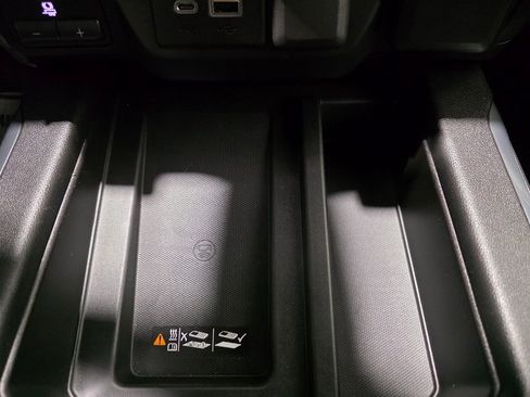 Used 2019 GMC Sierra 1500 AT4 image 40