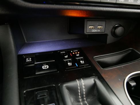 Used 2020 Lexus RX 350 AWD w/ Premium Package image 31