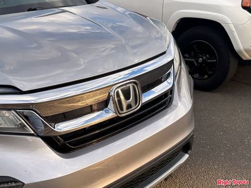 Used 2020 Honda Pilot Touring image 7