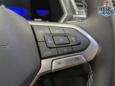 Used 2022 Volkswagen Tiguan SE image 19