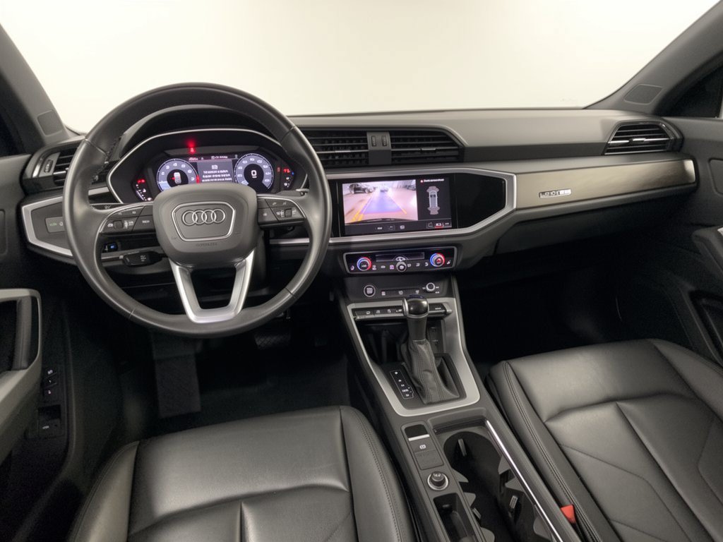 Used 2023 Audi Q3 2.0T Premium w/ Convenience Package AWD/4WD image 17