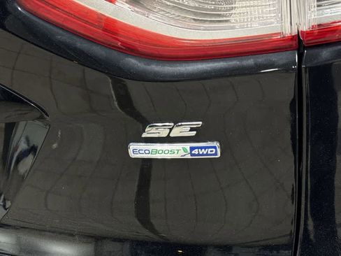 Used 2016 Ford Escape SE w/ Equipment Group 201A AWD/4WD image 25