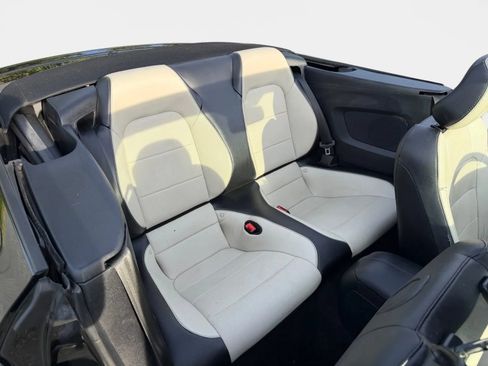 Used 2020 Ford Mustang Premium RWD image 13
