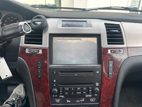 Used 2007 Cadillac Escalade AWD w/ Information Package image 8