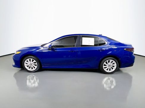 Used 2024 Toyota Camry LE image 9