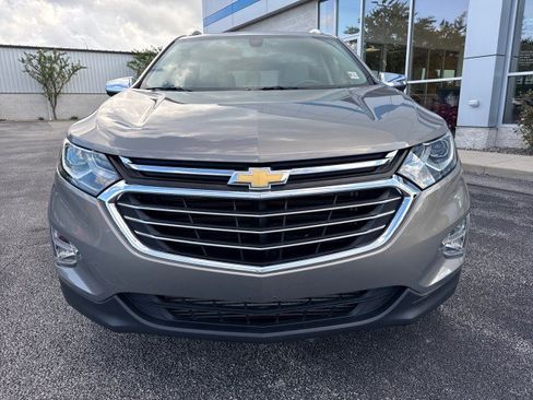 Used 2018 Chevrolet Equinox Premier FWD image 8
