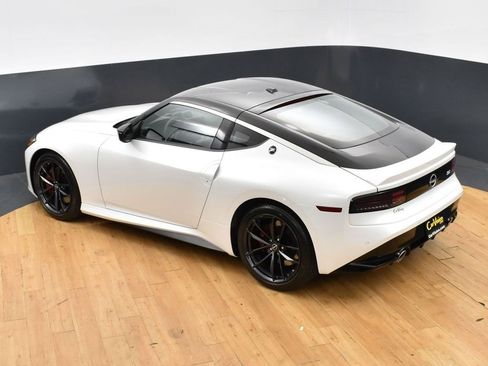 New 2024 Nissan Z Performance w/ Floor Mat Package image 31