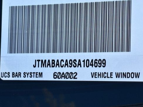 Used 2025 Toyota bZ4X XLE image 30