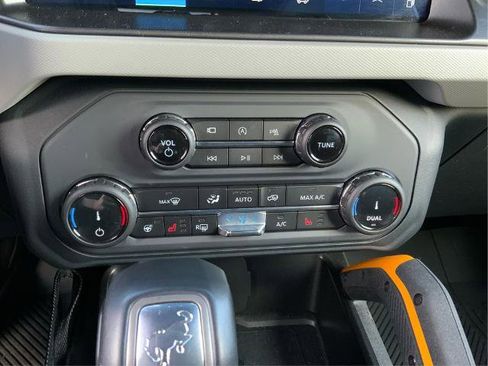 Certified 2022 Ford Bronco Badlands image 28