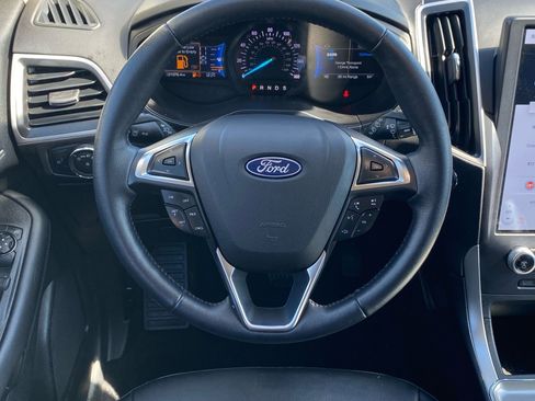 Certified 2022 Ford Edge SEL w/ Convenience Package image 7