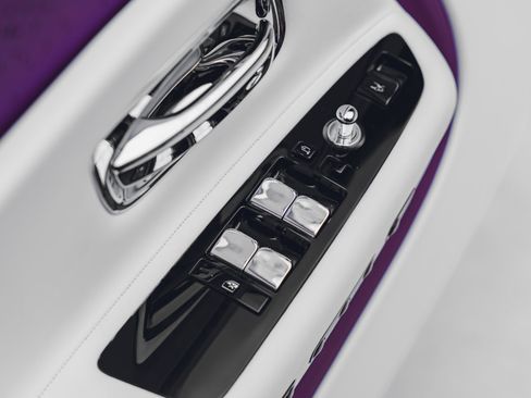 Used 2024 Rolls-Royce Spectre w/ Spectre Launch Package AWD/4WD image 38