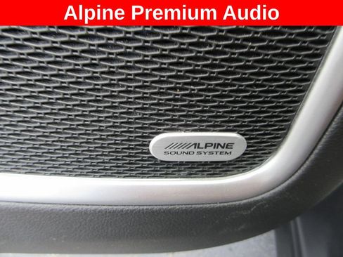 Used 2022 Jeep Compass Latitude w/ Sun and Sound Group AWD/4WD image 17